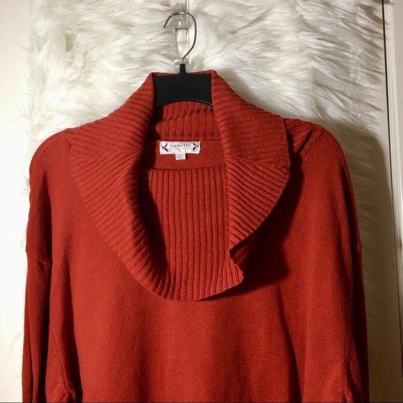 NANETTE LEPORE SWEATER/TOP - Picture 2 of 6